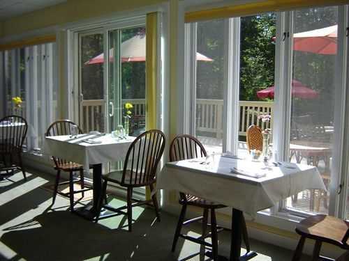 White Horse Inn Піттсфілд Ресторан фото